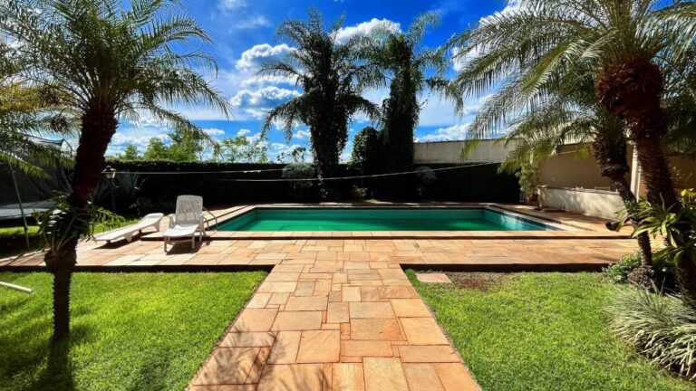 Casa para aluguel no Jardim Sumaré: quintal