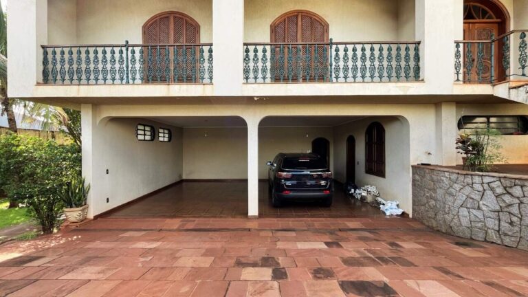Casa para aluguel no Jardim Sumaré: garagem