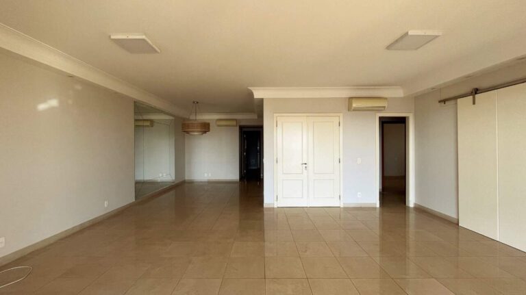 Apartamento à venda no Jardim Irajá: Living