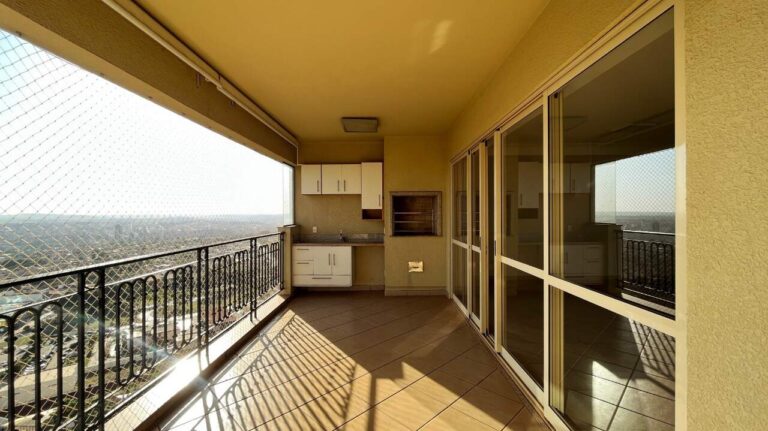 Apartamento à venda no Jardim Irajá: Varanda gourmet