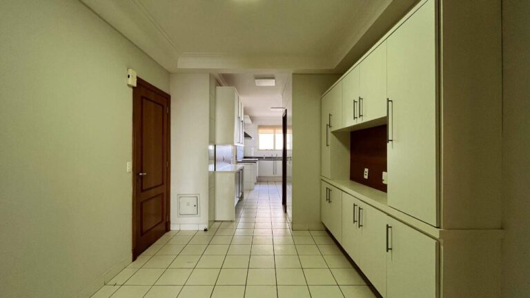 Apartamento à venda no Jardim Irajá: Cozinha