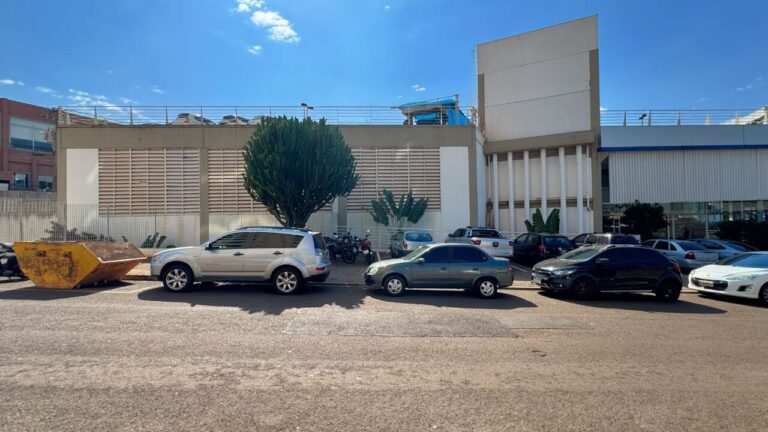 Prédio Comercial à venda no Nova Aliança: