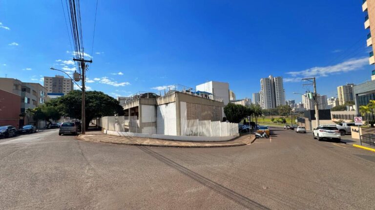 Prédio Comercial à venda no Nova Aliança: