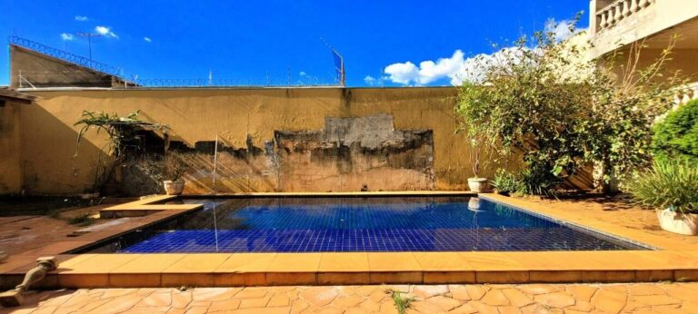 Casa para aluguel no Alto da Boa Vista: Piscina