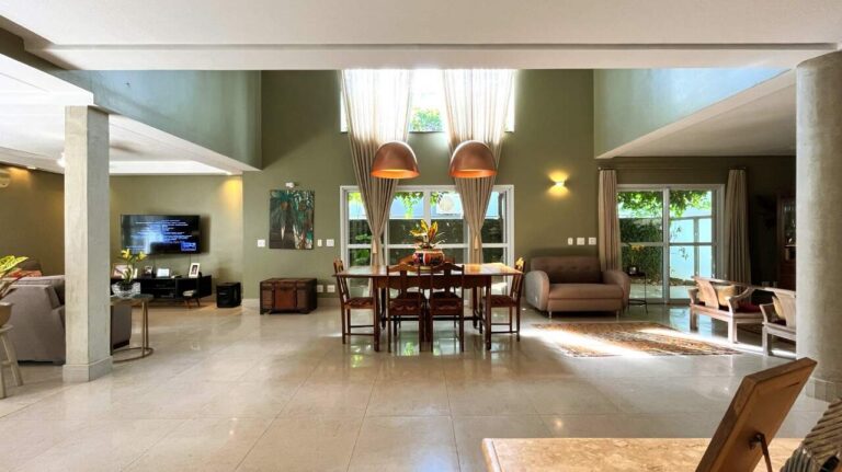 Casa em Condomínio à venda no Vila do Golfe: living