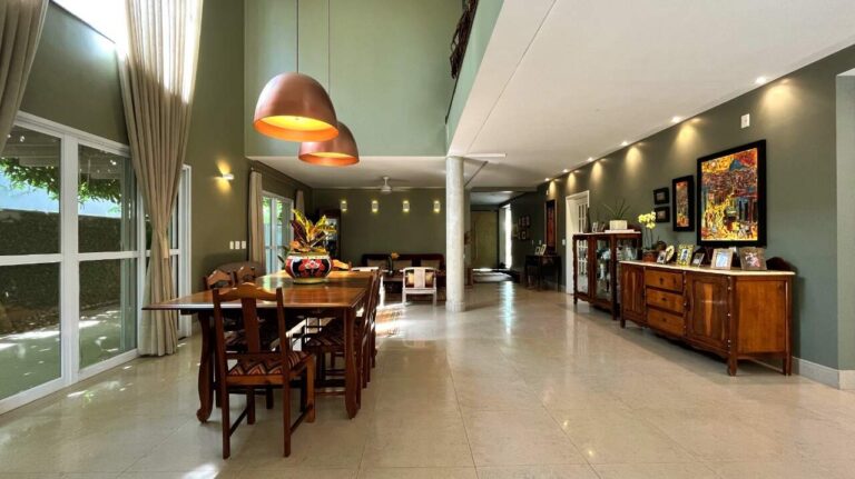 Casa em Condomínio à venda no Vila do Golfe: living