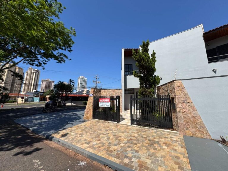Casa Comercial para aluguel no Jardim São Luiz: