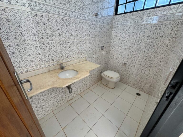 Casa Comercial para aluguel no Jardim São Luiz: