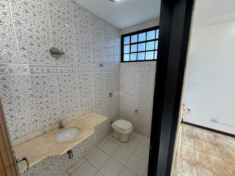Casa Comercial para aluguel no Jardim São Luiz: