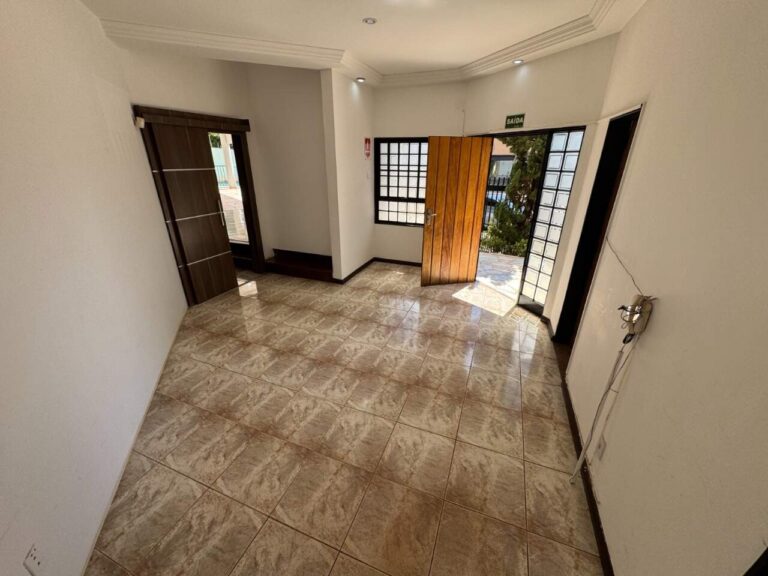 Casa Comercial para aluguel no Jardim São Luiz: