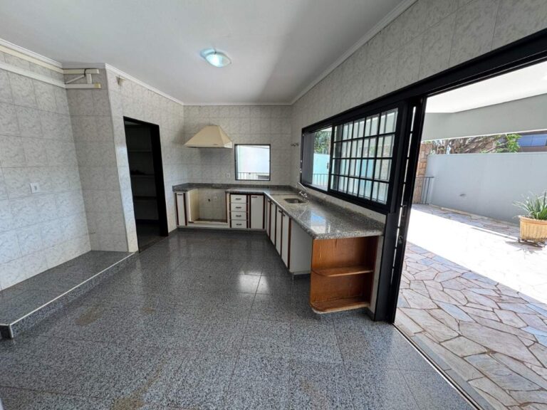 Casa Comercial para aluguel no Jardim São Luiz: