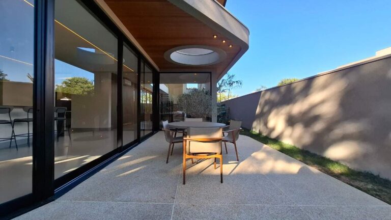 Casa em Condomínio à venda no Jardim Olhos D´Água I: