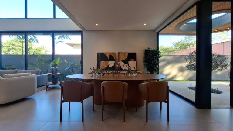 Casa em Condomínio à venda no Jardim Olhos D´Água I: