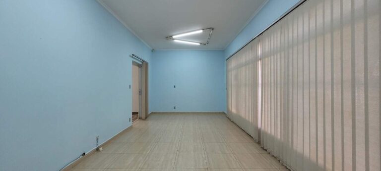 Casa para aluguel no Jardim América: Sala de TV