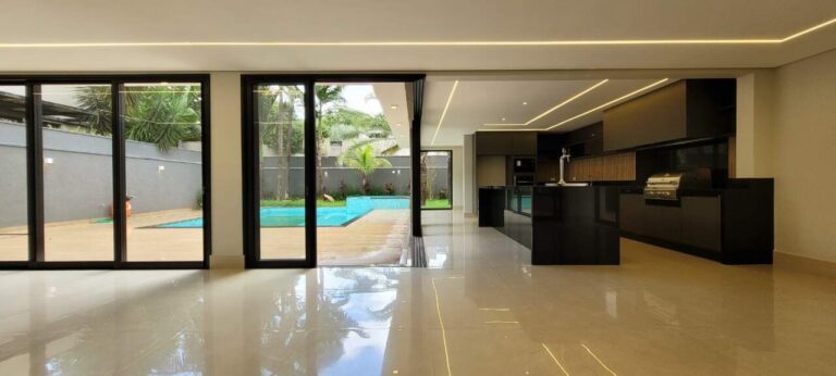 Casa em Condomínio à venda no Vila do Golfe: espa o gourmet