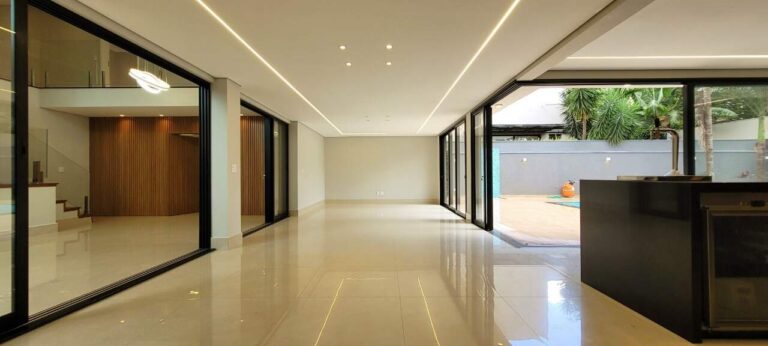 Casa em Condomínio à venda no Vila do Golfe: espa o gourmet
