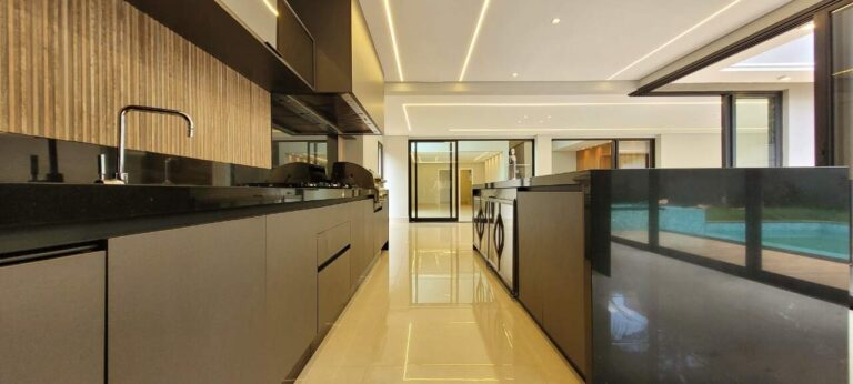 Casa em Condomínio à venda no Vila do Golfe: espa o gourmet