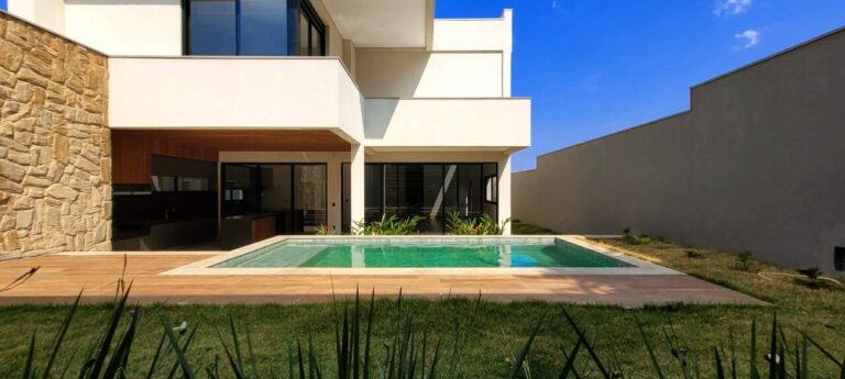 Casa em Condomínio à venda no Residencial e Empresarial Alphaville: piscina