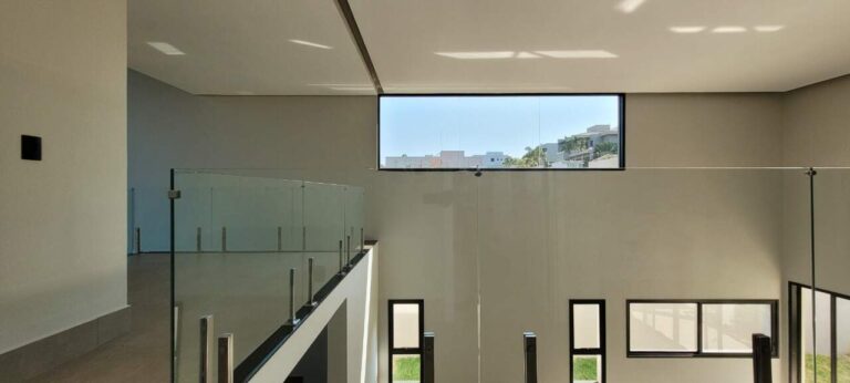 Casa em Condomínio à venda no Residencial e Empresarial Alphaville: hall ntimo