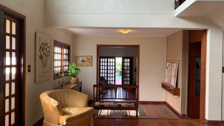 Casa à venda no City Ribeirão: Living