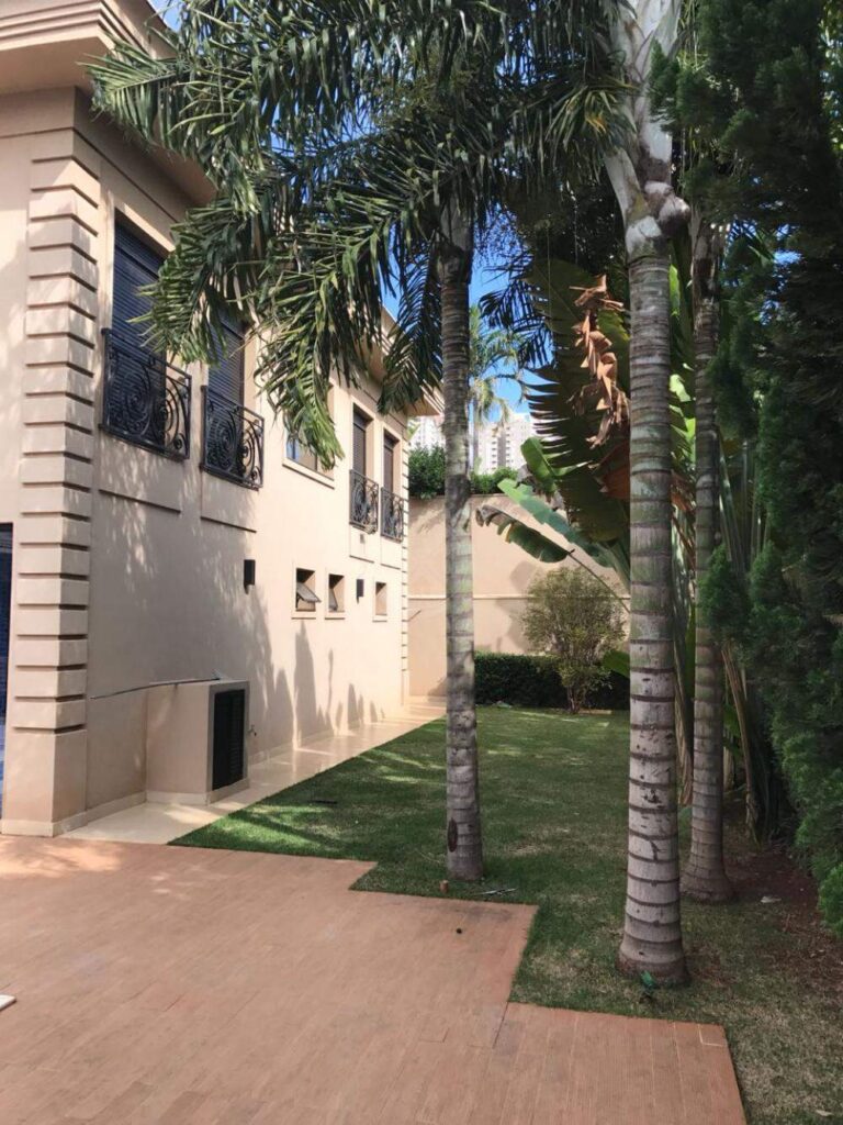 Casa em Condomínio à venda no Jardim Botânico: