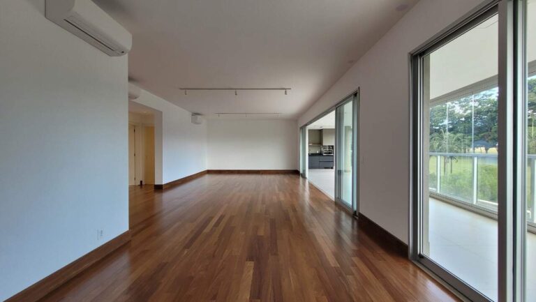 Apartamento à venda no Vila do Golfe: Living