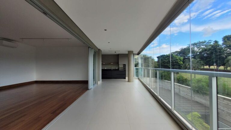 Apartamento à venda no Vila do Golfe: Varanda gourmet