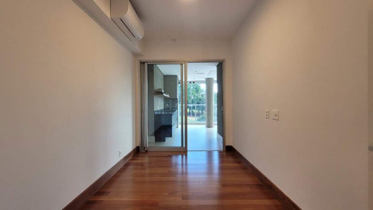 Apartamento à venda no Vila do Golfe: Copa