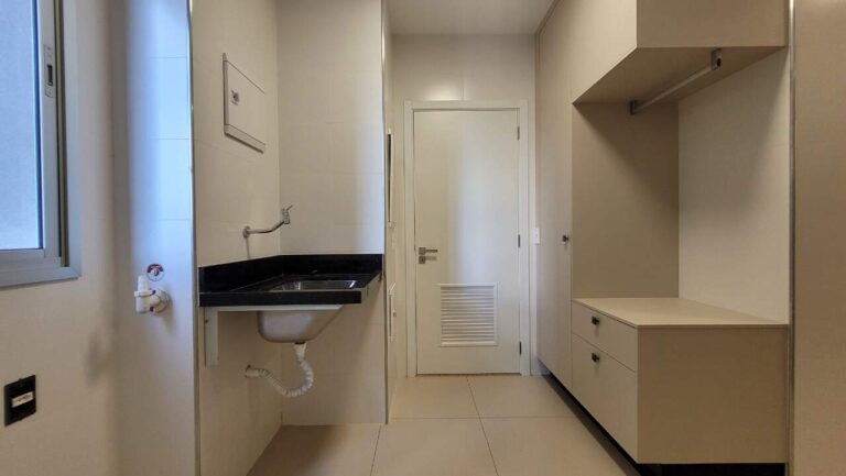 Apartamento à venda no Vila do Golfe: