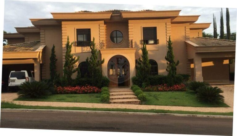 Casa em Condomínio à venda no Jardim Botânico: