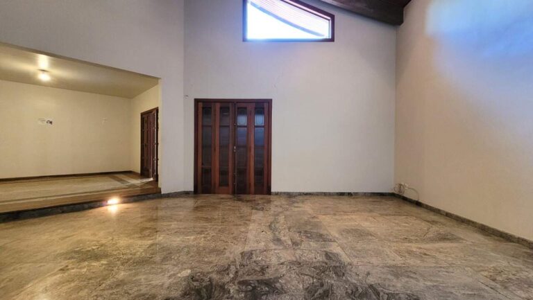 Casa para aluguel no Jardim Canadá: