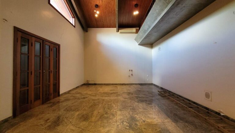 Casa para aluguel no Jardim Canadá: