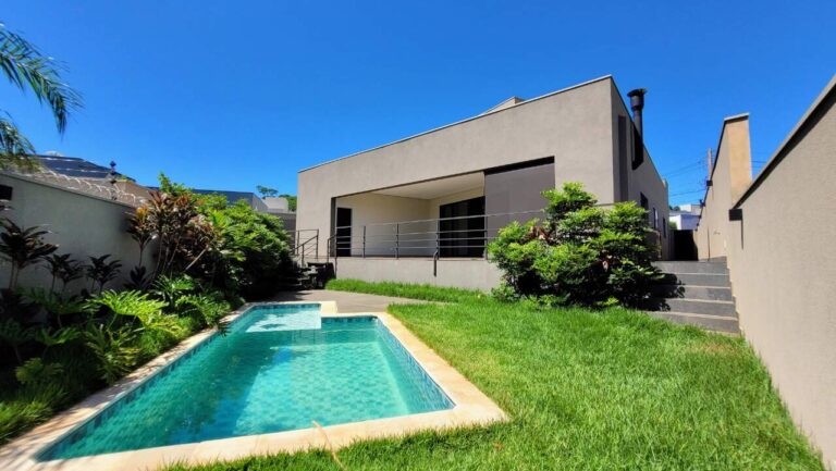 Casa em Condomínio para aluguel no Jardim San Marco: