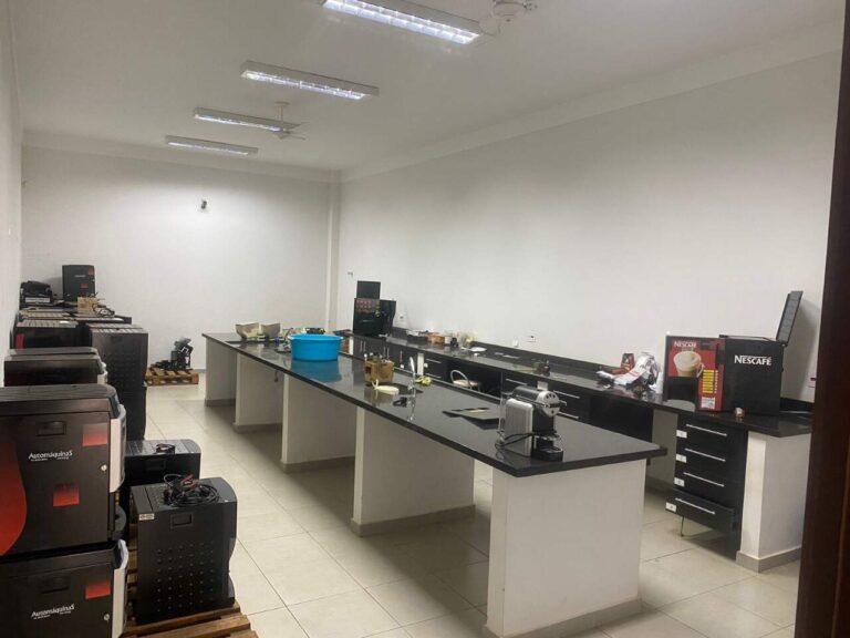 Prédio Comercial para aluguel no Nova Aliança: