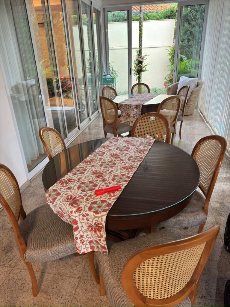 Casa em Condomínio à venda no Jardim Botânico: