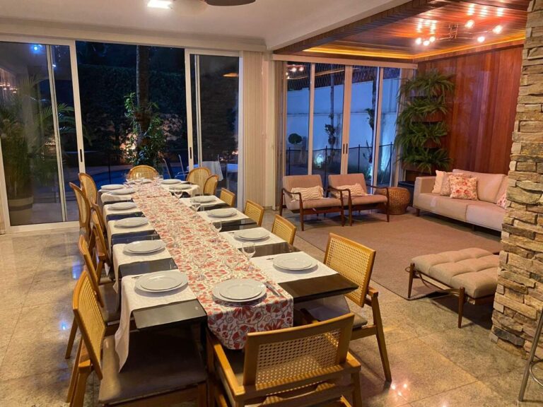 Casa em Condomínio à venda no Jardim Botânico: