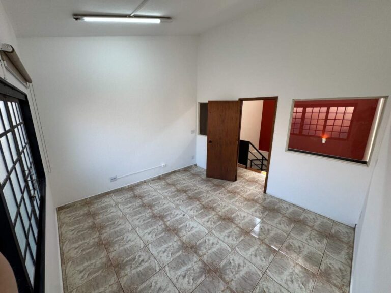 Casa Comercial para aluguel no Jardim São Luiz: