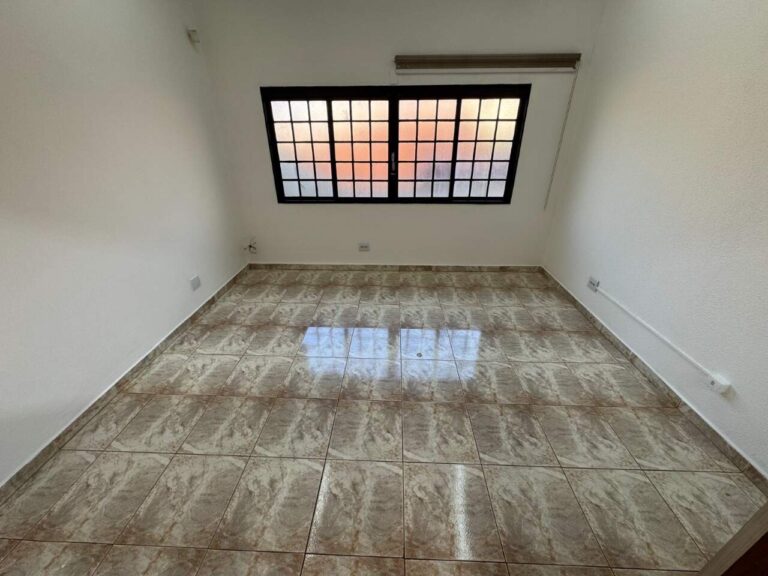 Casa Comercial para aluguel no Jardim São Luiz: