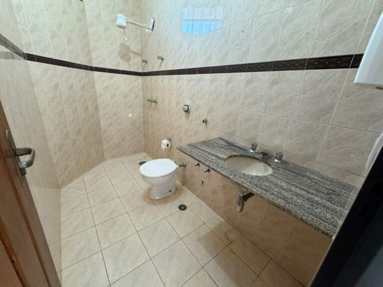Casa Comercial para aluguel no Jardim São Luiz:
