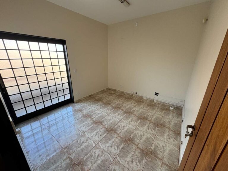 Casa Comercial para aluguel no Jardim São Luiz: