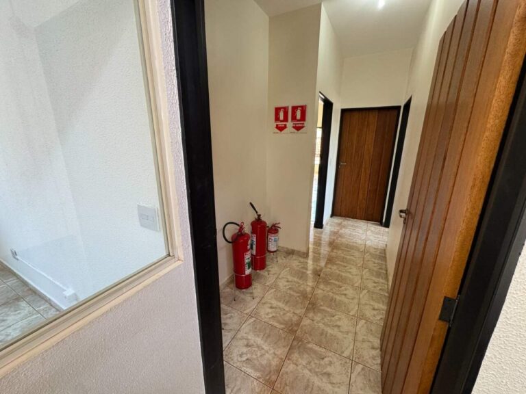Casa Comercial para aluguel no Jardim São Luiz: