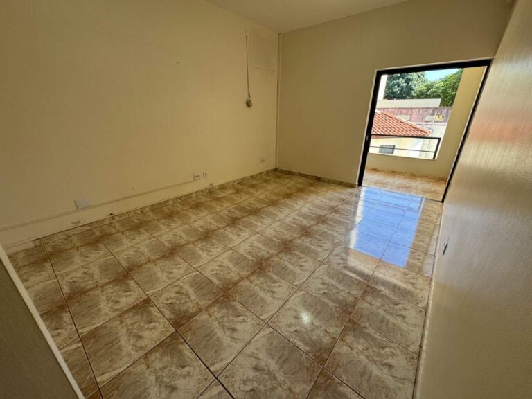 Casa Comercial para aluguel no Jardim São Luiz: