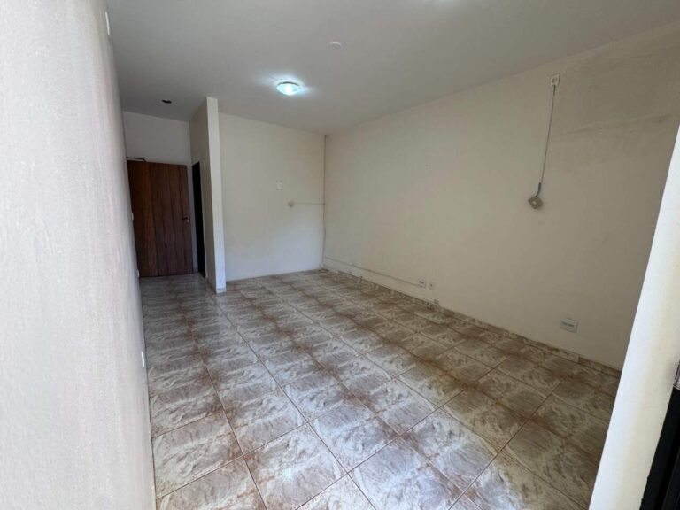 Casa Comercial para aluguel no Jardim São Luiz: