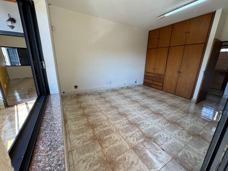 Casa Comercial para aluguel no Jardim São Luiz: