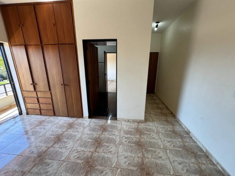 Casa Comercial para aluguel no Jardim São Luiz: