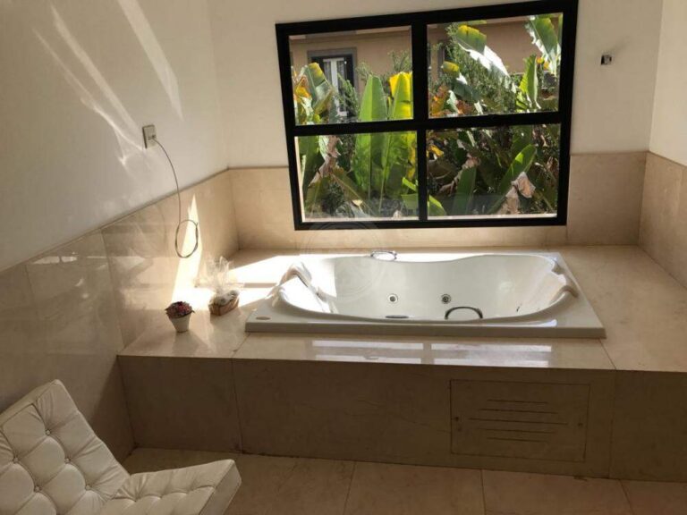 Casa em Condomínio à venda no Jardim Botânico: