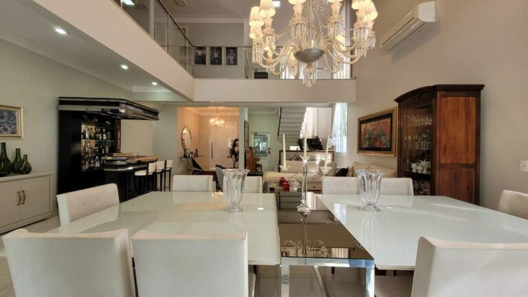 Casa em Condomínio à venda no Jardim Botânico: