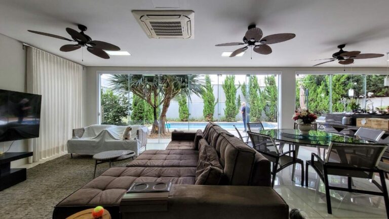 Casa em Condomínio à venda no Jardim Botânico: