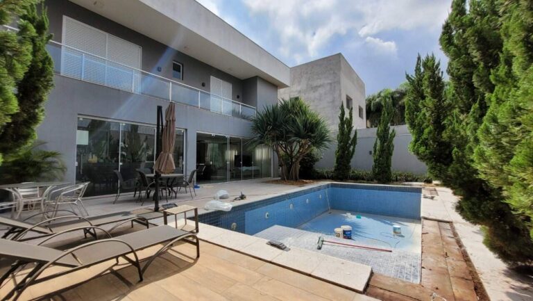 Casa em Condomínio para aluguel no Jardim Botânico: