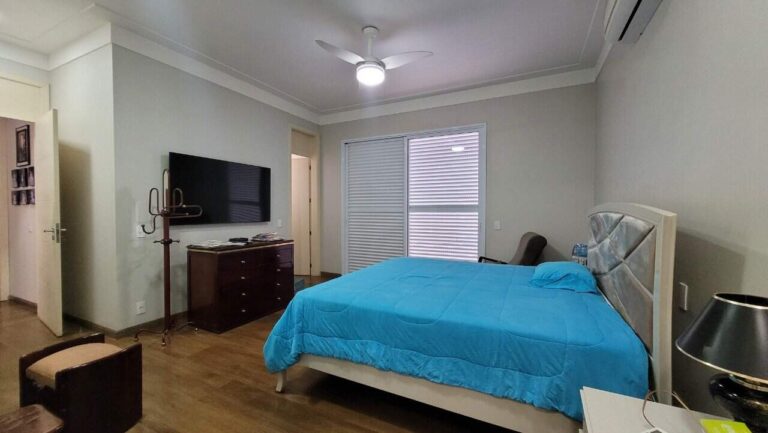 Casa em Condomínio para aluguel no Jardim Botânico: